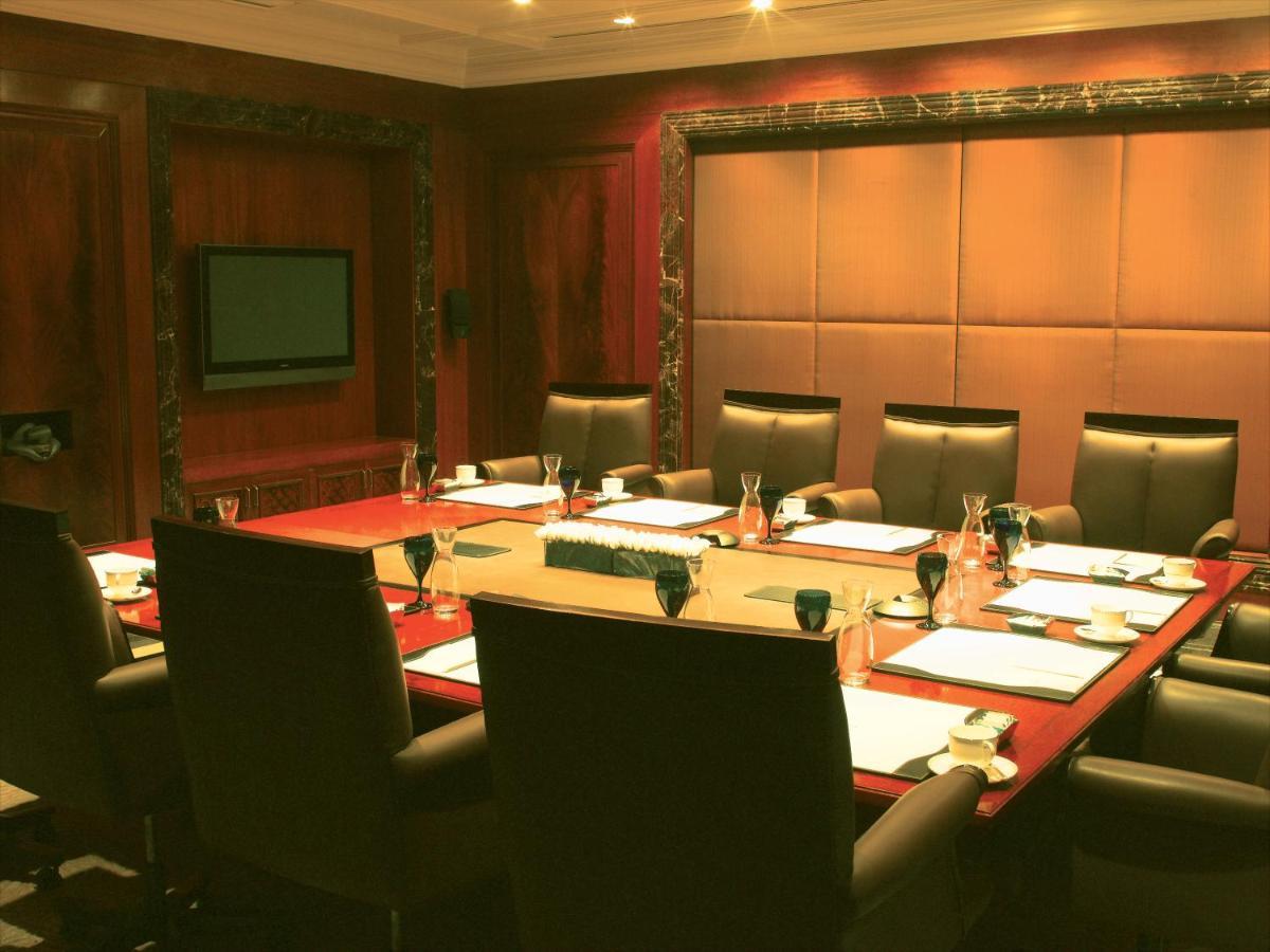 โรงแรมเดอะคลาริดจ์ส นิวเดลี สิ่งอำนวยความสะดวก รูปภาพ The boardroom of the club