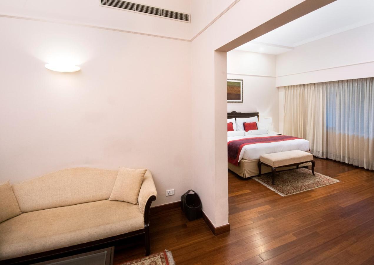โรงแรมเดอะคลาริดจ์ส นิวเดลี ภายนอก รูปภาพ A suite at the Taj Bengal