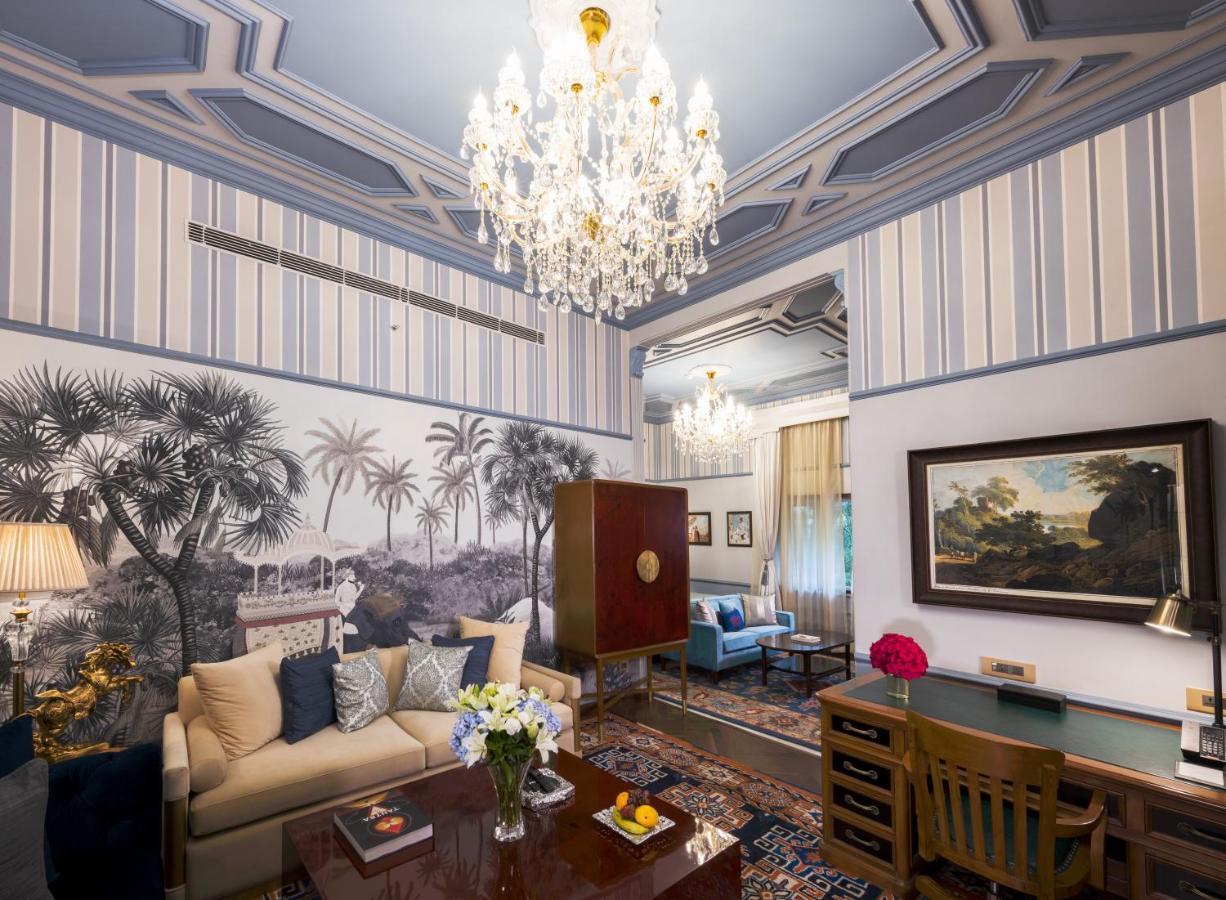 โรงแรมเดอะคลาริดจ์ส นิวเดลี ภายนอก รูปภาพ A suite at the hotel