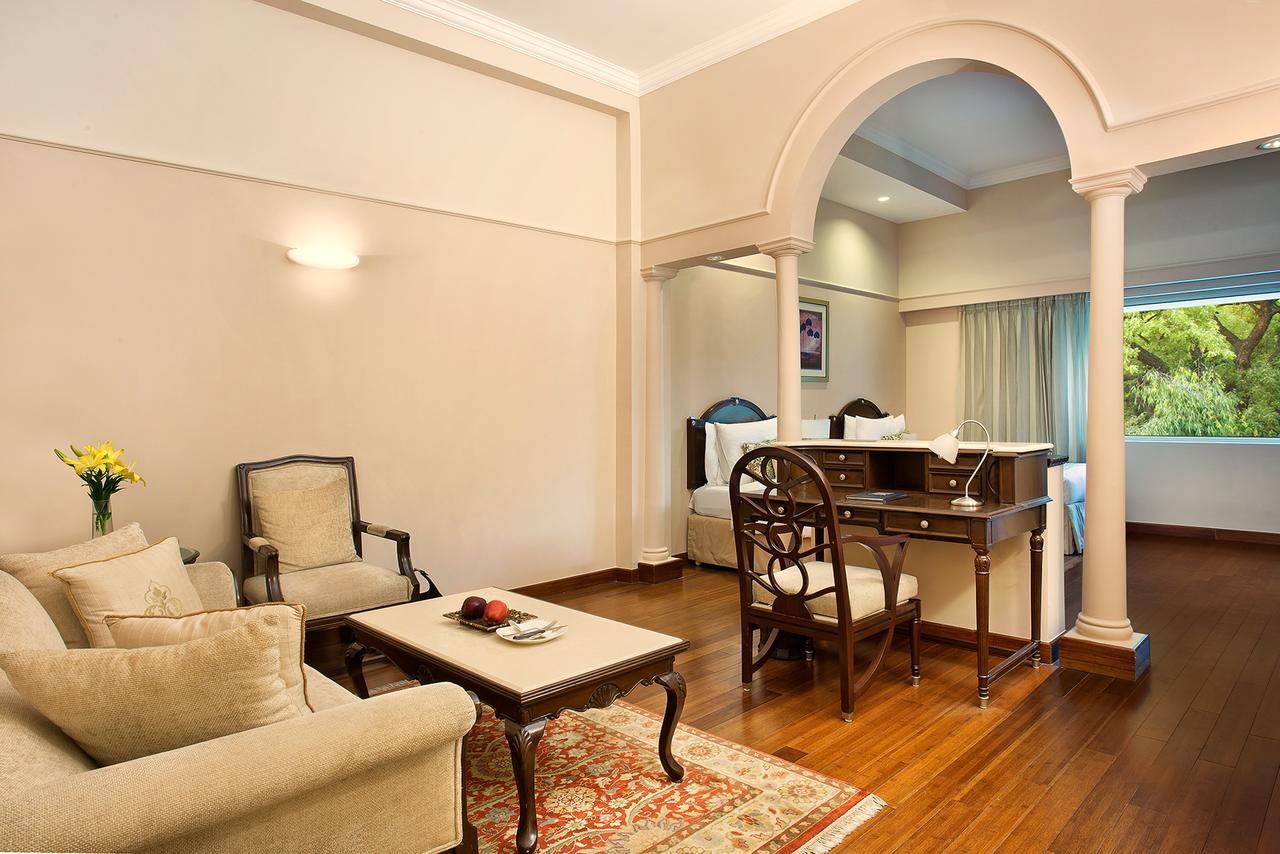 โรงแรมเดอะคลาริดจ์ส นิวเดลี ภายนอก รูปภาพ A suite at the Imperial